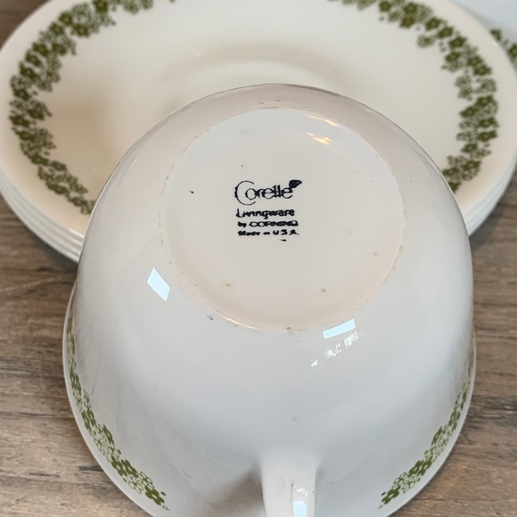 Vintage Corelle Crazy Daisy Spring Blossom Cup and Saucer Set of 4 - Picture 4 of 7